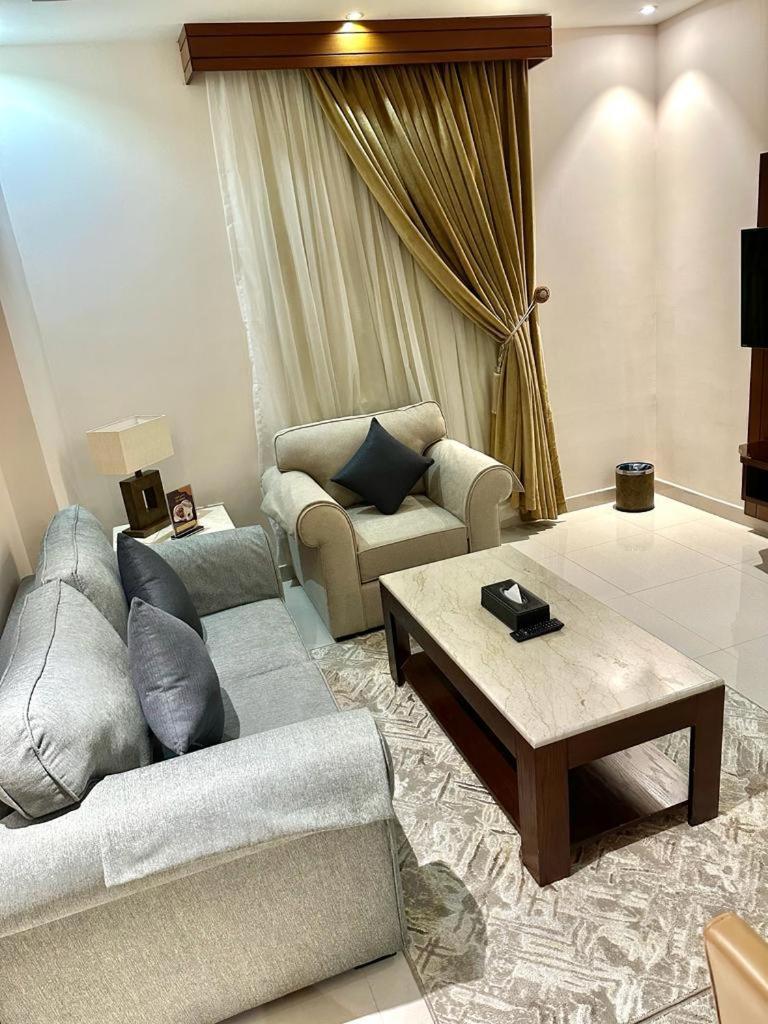 Sas Al Olaya Hotel Suites Al Khobar Exterior foto