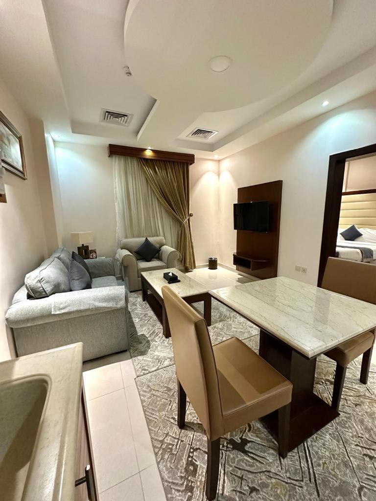 Sas Al Olaya Hotel Suites Al Khobar Exterior foto